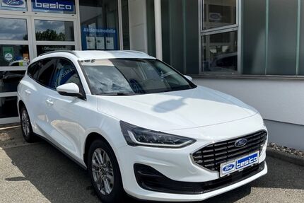 Ford Focus 16.992 km 24.990 € Glauchau 08371