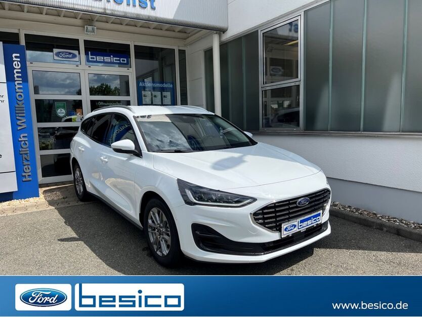 Ford Focus 16.992 km 24.990 € Glauchau 08371