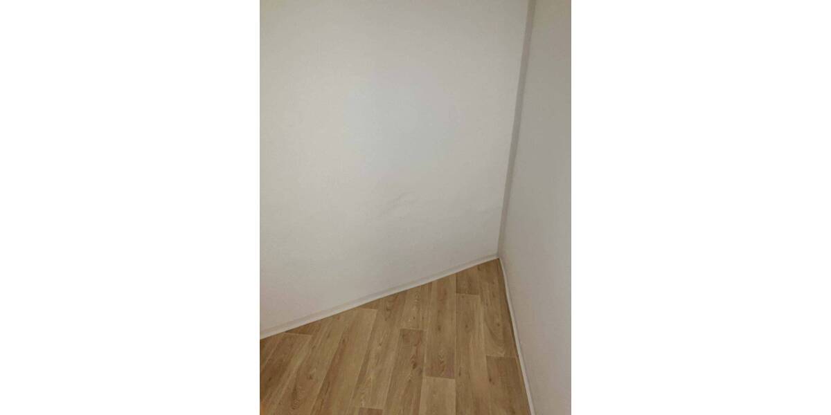Etagenwohnung Zschopau - 4 Zimmer, 80 m&sup2;, 480&euro; | Angebot:26816719