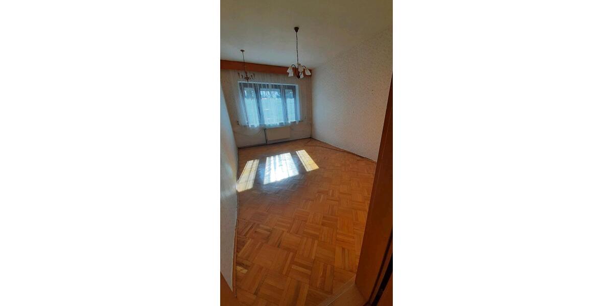 Einfamilienhaus Zwönitz - 4 Zimmer, 90 m&sup2;, 140.000&euro; | Angebot:25475864