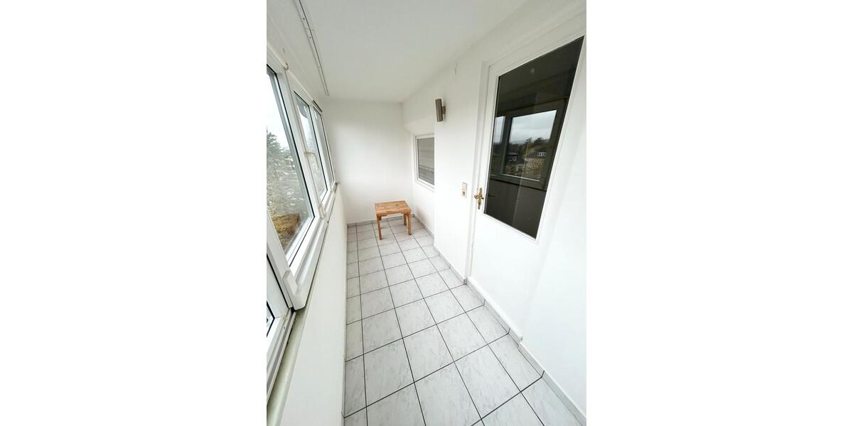 Dachgeschoßwohnung Chemnitz Ebersdorf - 3 Zimmer, 75 m&sup2;, 425&euro; | Angebot:25635710