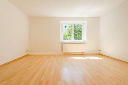 Wohnung zum Mieten in Chemnitz 399 € 75.9 m²