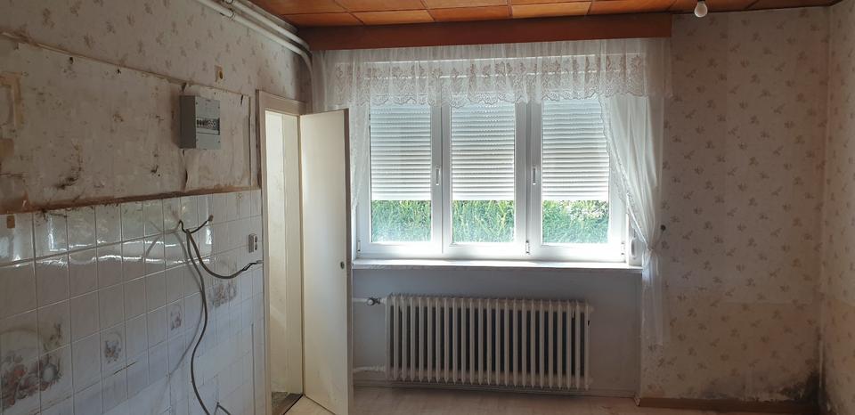 Einfamilienhaus Glauchau - 5 Zimmer, 140 m&sup2;, 180.000&euro; | Angebot:26061615