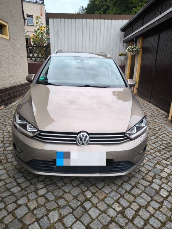 VW Golf Sportsvan 64.595 km 12.500 € Lichtenstein 09350