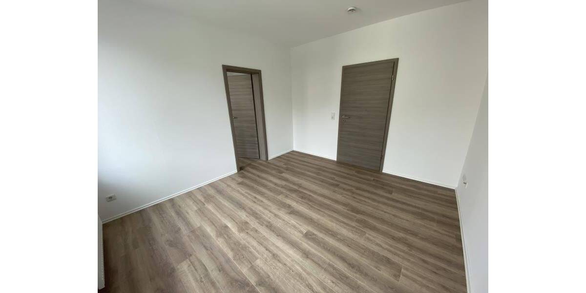 Etagenwohnung Mittweida - 2 Zimmer, 40 m&sup2;, 360&euro; | Angebot:26841119