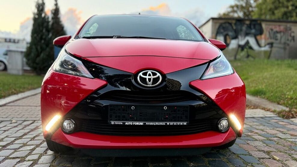 Aygo (X)