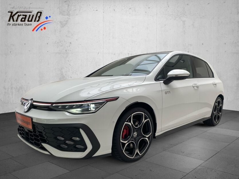 VW Golf 14.900 km 36.650 € Gornau 09405