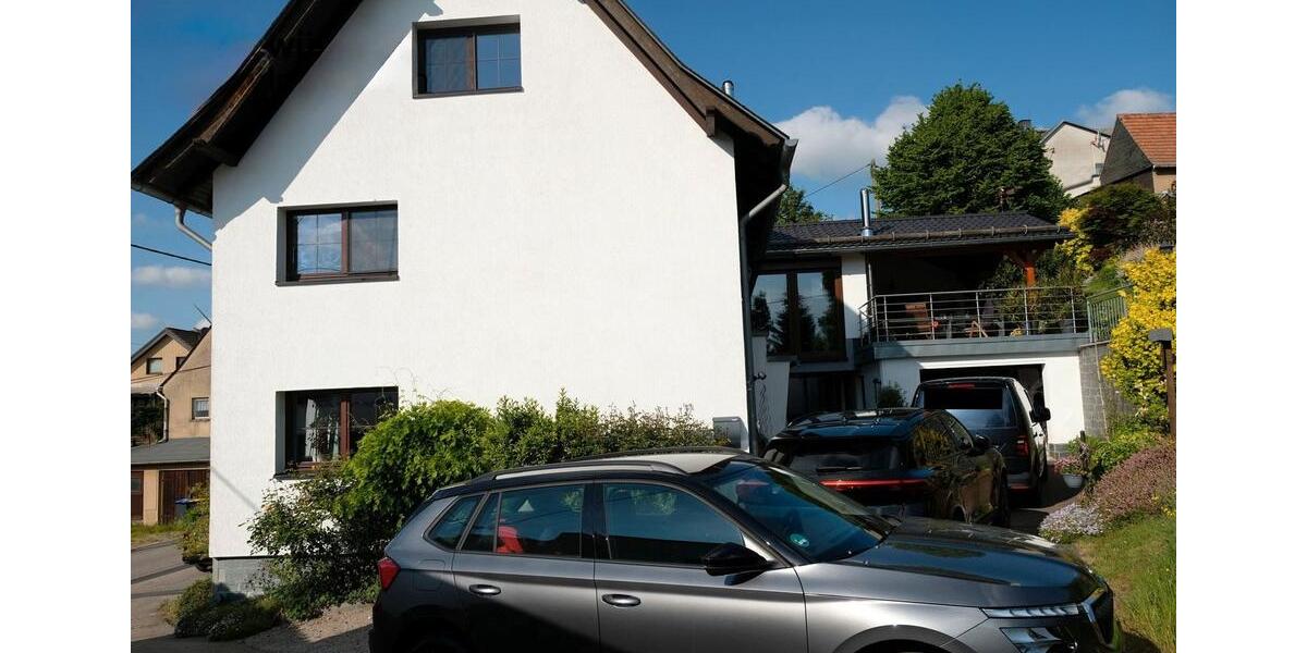 Einfamilienhaus Claußnitz - 8 Zimmer, 242 m&sup2;, 370.000&euro; | Angebot:24216218