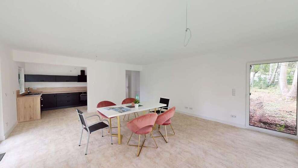 Haus zum Mieten in Chemnitz 1.365 € 113.74 m²