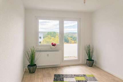 Wohnung Chemnitz Markersdorf - 2 Zimmer, 40 m&sup2;, 217&euro; | Angebot:27333038