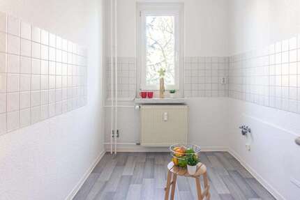 Wohnung Chemnitz Adelsberg - 3 Zimmer, 56 m&sup2;, 282&euro; | Angebot:26446805