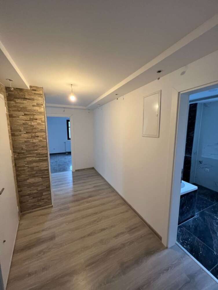Wohnung zum Mieten in Flöha 749 € 89.92 m²