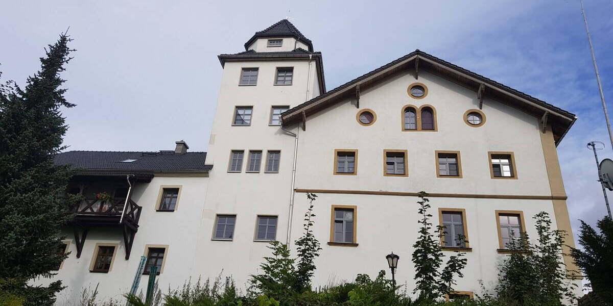 Gewerbeobjekt Brand-Erbisdorf / Langenau Langenau - 6 Zimmer, 184 m&sup2;, 1.300&euro; | Angebot:24031814