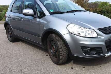 Suzuki SX4 241.000 km 3.500 &euro; Chemnitz 09114