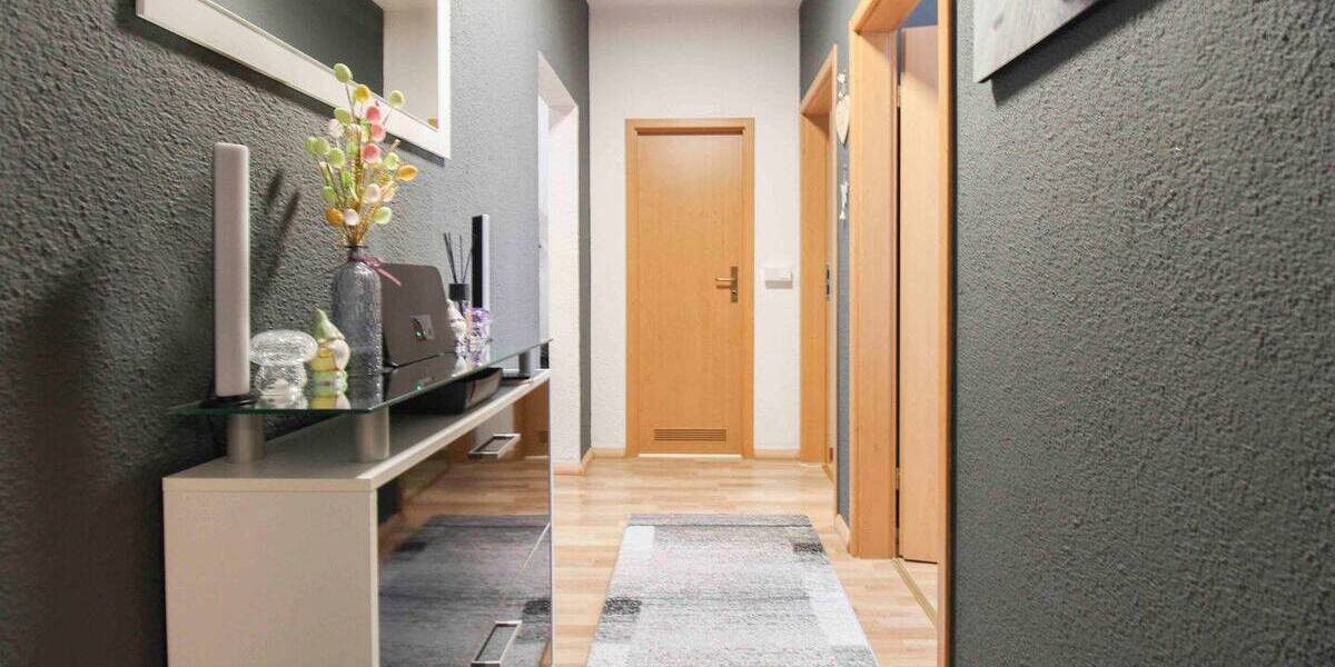 Etagenwohnung Chemnitz Hutholz - 3 Zimmer, 76 m&sup2;, 125.000&euro; | Angebot:26790404