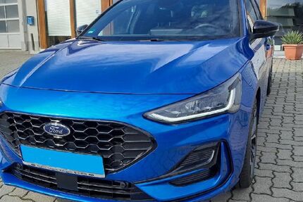 Ford Focus 15.990 km 24.980 &euro; Chemnitz 09117