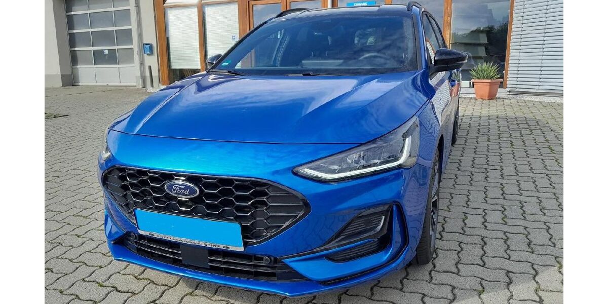 Ford Focus 15.990 km 24.980 &euro; Chemnitz 09117