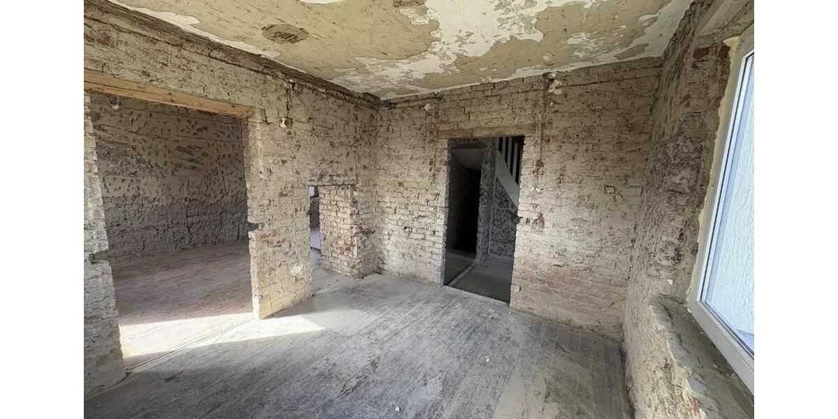 Einfamilienhaus Hohenstein-Ernstthal Ernstthal - 8 Zimmer, 80 m&sup2;, 210.000&euro; | Angebot:27121060