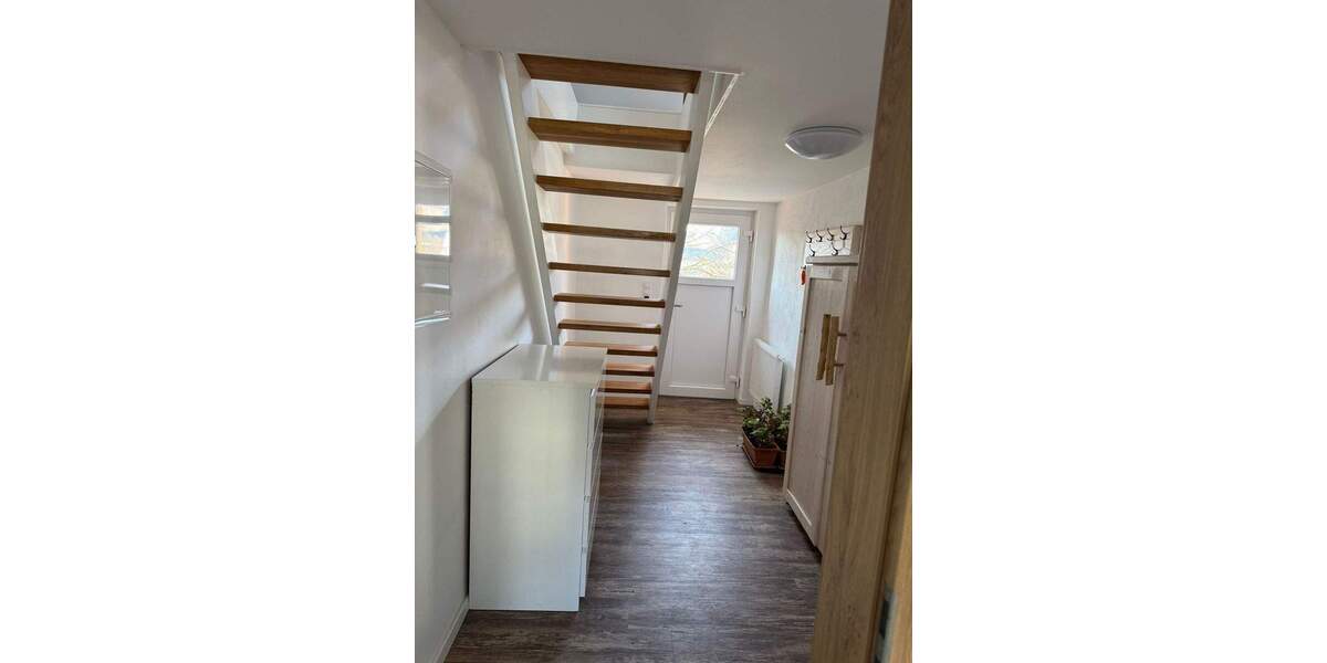 Reihenmittelhaus Hartha - 6 Zimmer, 77 m&sup2;, 130.000&euro; | Angebot:25742152