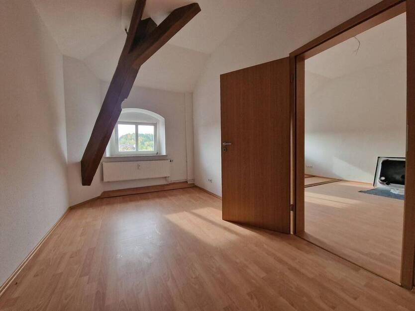 Erstbezug nach Teilsanierung! großzügig,helle 2-Zimmerwohnung in zentraler Lage von Döbeln