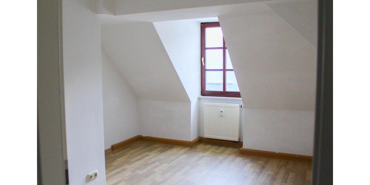 2-Raum-Wohnung im Herzen von Zschopau mit EBK und teilmöbliert 2 zimmer