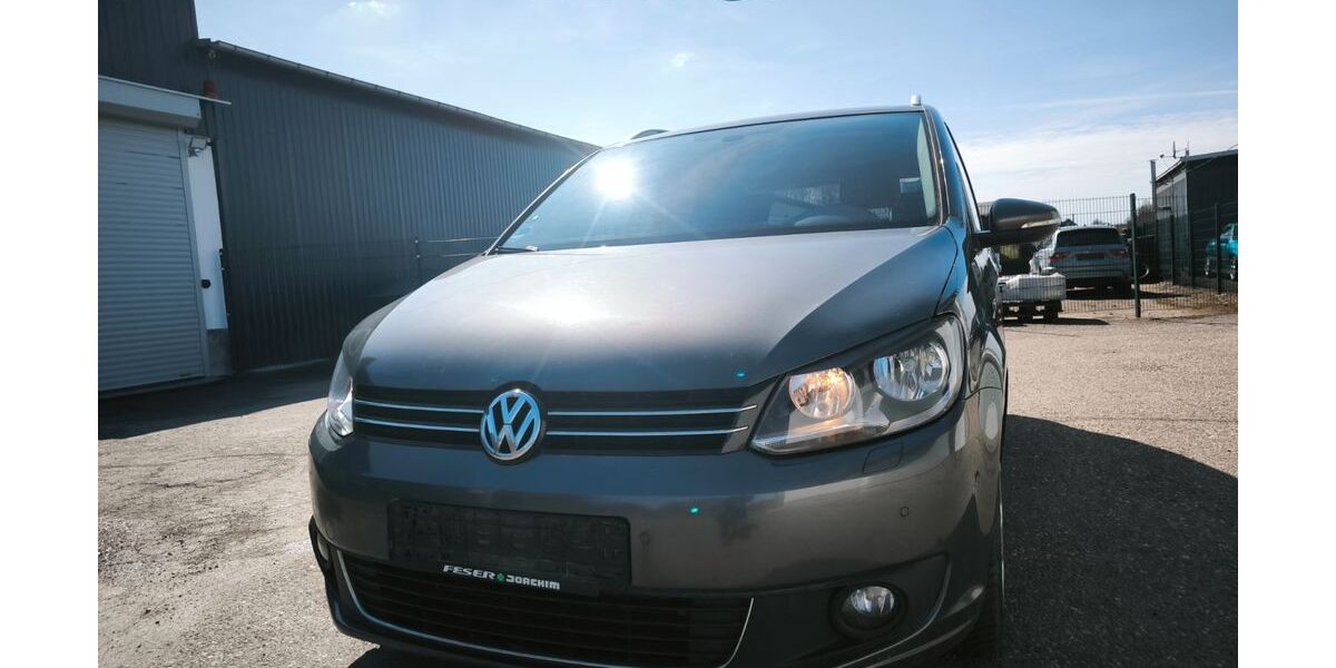 VW Touran 260.000 km 4.700 &euro; Zschopau/Nord 09405