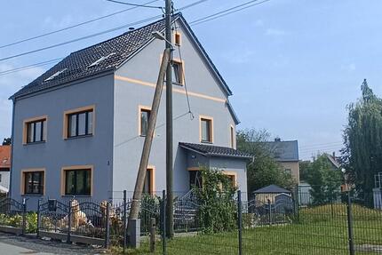 Freistehendes großes Einfamilienhaus Zweifamilienhaus kernsaniert zimmer