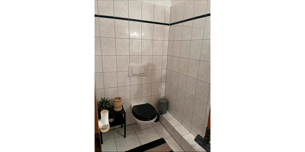 Dachgeschoßwohnung Chemnitz Bernsdorf - 2.5 Zimmer, 77 m&sup2;, 362&euro; | Angebot:26612324