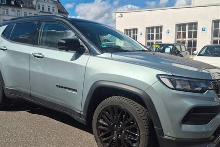 Jeep Compass 47.500 km 23.900 € Chemnitz 09130