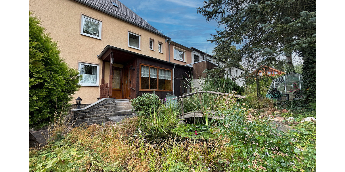 Charmantes Wohnhaus mit großem Garten und Teich in Oederan 8 zimmer