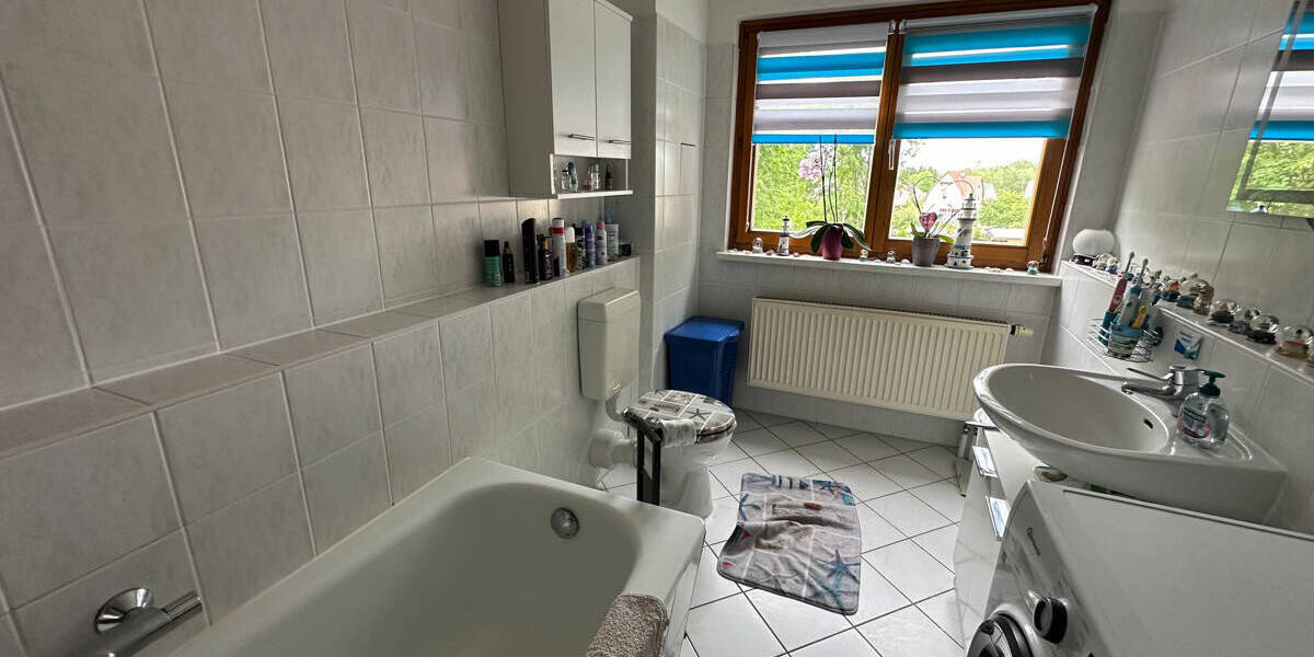 Eigentumswohnung in Traumlage: 4-Raum, Balkon & Stellplatz in Oelsnitz | Erzgebirge bei Stollberg 4 zimmer