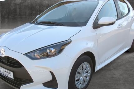 Toyota Yaris 7.000 km 25.690 &euro; Chemnitz 09119
