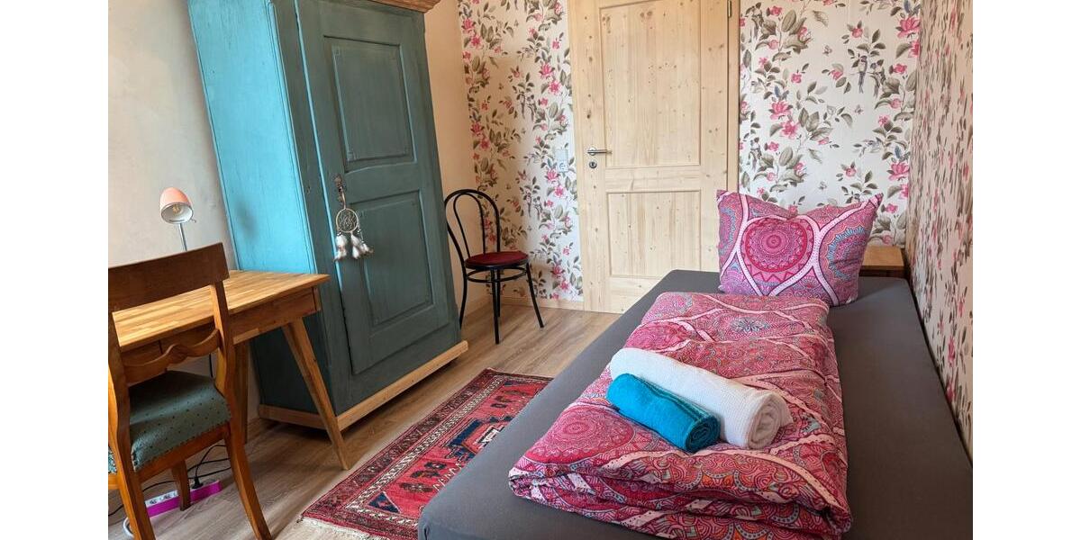 Hochparterre Chemnitz Helbersdorf - 4 Zimmer, 92 m&sup2;, 145.000&euro; | Angebot:26302745