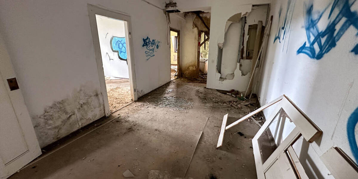 2 Denkmalvillen in Chemnitz: 7.640m² Grundstück, Mischgebiet, Sanierungsobjekt, AfA-Abschreibung 4 zimmer