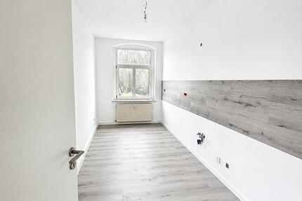 Wohnung Chemnitz Rabenstein - 3 Zimmer, 90 m&sup2;, 450&euro; | Angebot:26073245