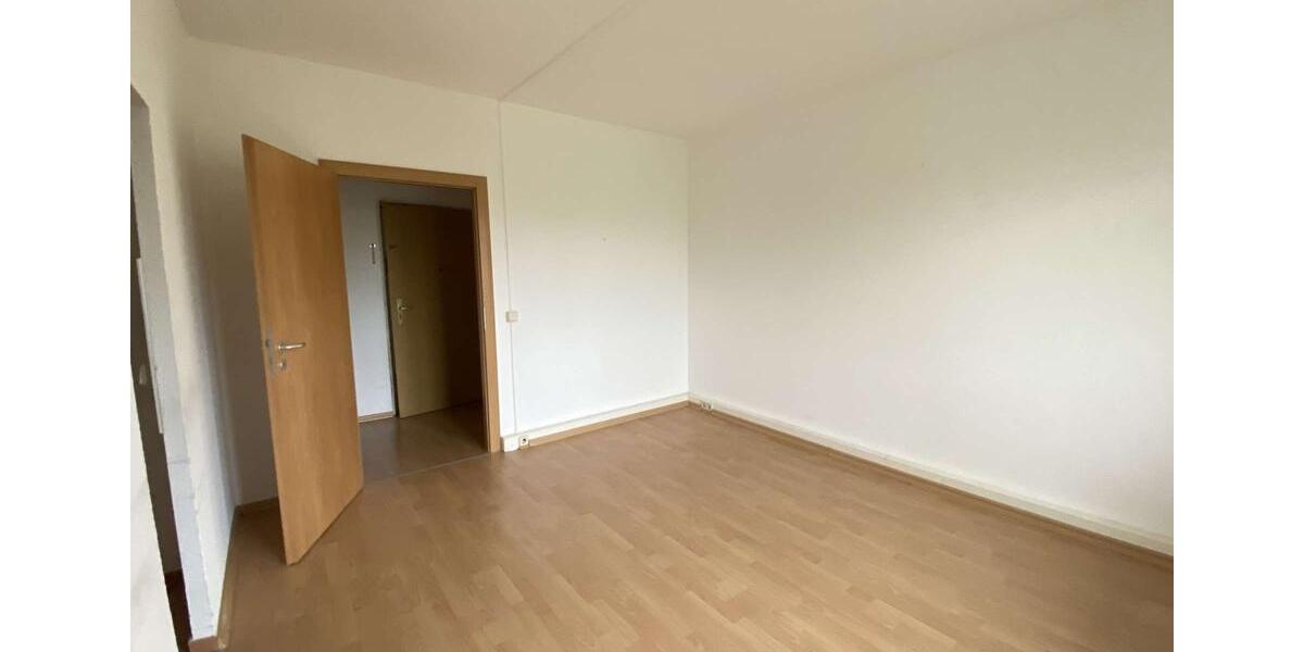 Etagenwohnung Hainichen - 1 Zimmer, 34 m&sup2;, 200&euro; | Angebot:22416844