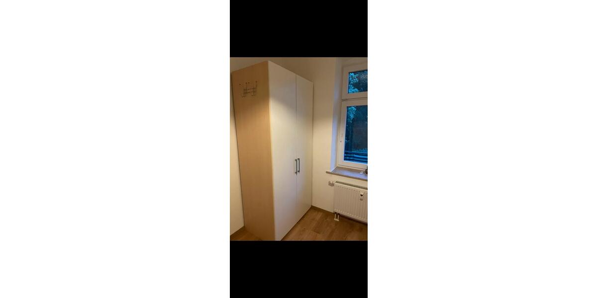 Etagenwohnung Chemnitz Kapellenberg - 2 Zimmer, 50 m&sup2;, 280&euro; | Angebot:25363681