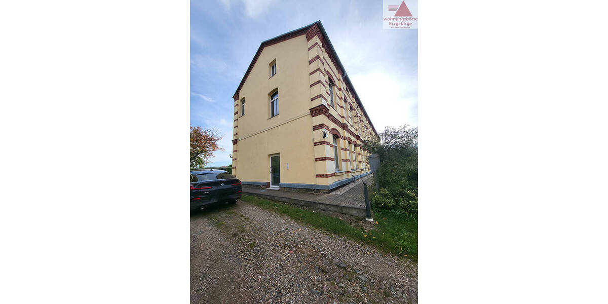 Etagenwohnung Erlau - 3 Zimmer, 107 m&sup2;, 149.000&euro; | Angebot:26643046