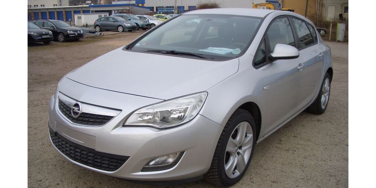 Opel Astra 101.895 km 3.700 &euro; Chemnitz 09125