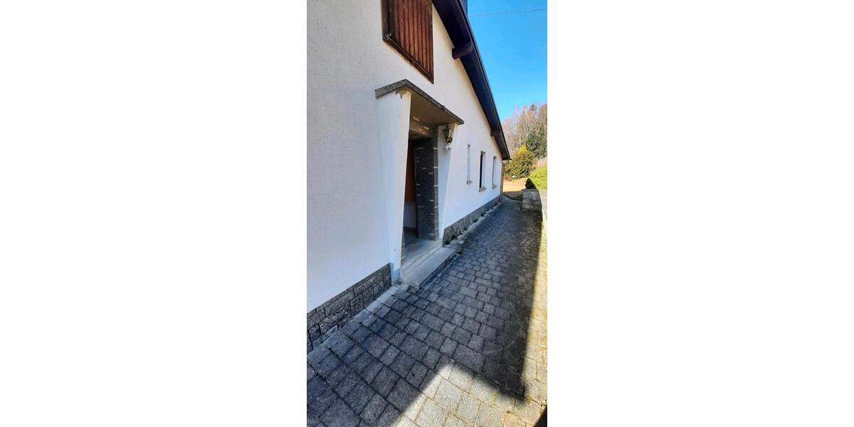 Einfamilienhaus Zwönitz - 4 Zimmer, 90 m&sup2;, 140.000&euro; | Angebot:25475864