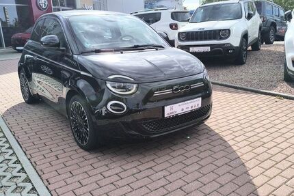 Fiat 500e 17.233 km 23.990 &euro; Chemnitz 09130