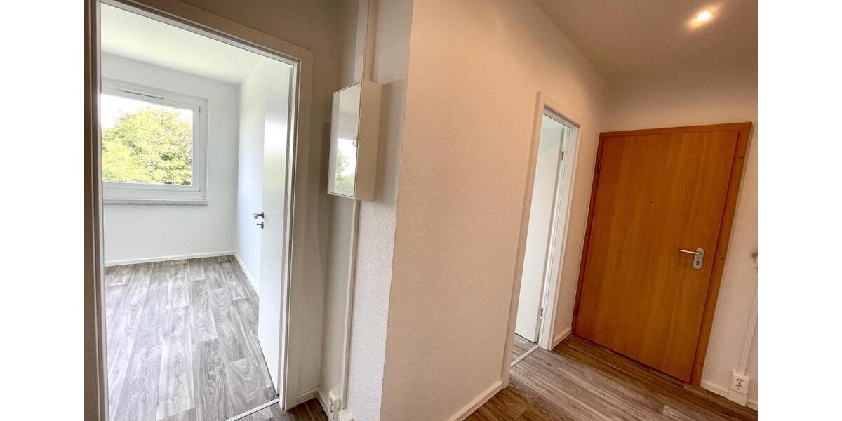 Etagenwohnung Chemnitz Kapellenberg - 4 Zimmer, 69 m&sup2;, 408&euro; | Angebot:26339483