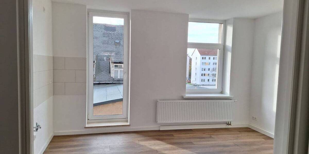 Etagenwohnung Chemnitz Zentrum - 3 Zimmer, 81 m&sup2;, 490&euro; | Angebot:26555478