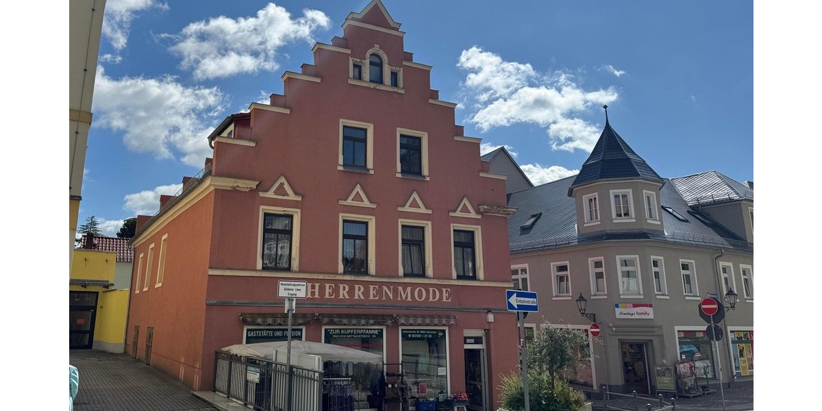 Denkmalschutzobjekt mit großzügigen Räumen in zentraler Lage - direkt am Markt! - Mehrfamilienhaus, Wohnhaus Hainichen | Angebot:27004573