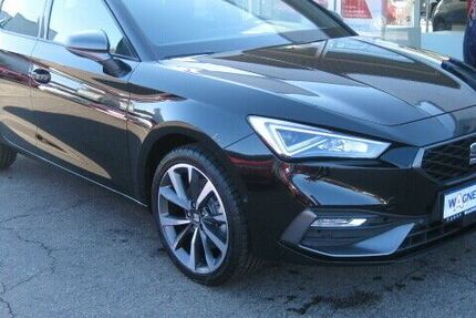 Seat Leon 33.500 km 22.980 &euro; Waldheim 04736