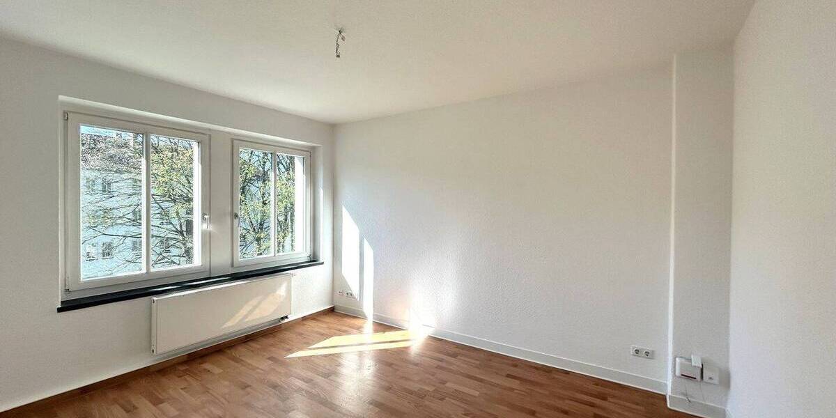 Etagenwohnung Chemnitz Lutherviertel - 2 Zimmer, 42 m&sup2;, 220&euro; | Angebot:26402506