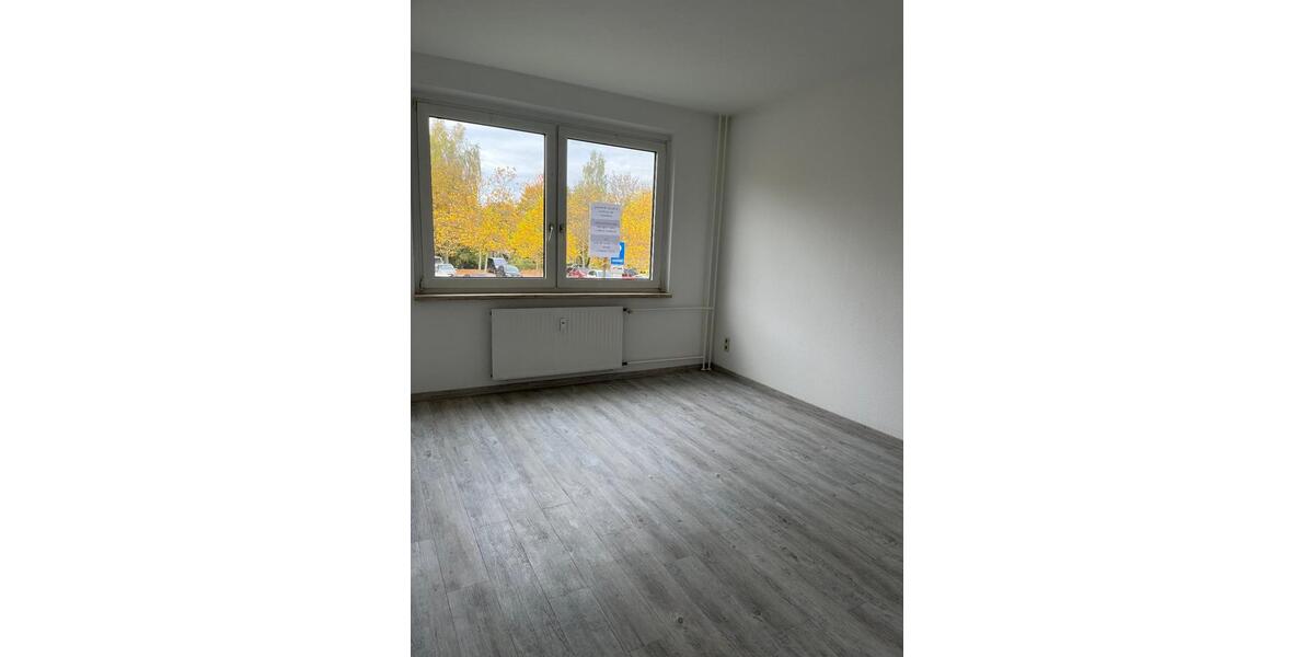 Hochparterre Chemnitz Rabenstein - 4 Zimmer, 81 m&sup2;, 425&euro; | Angebot:25713793