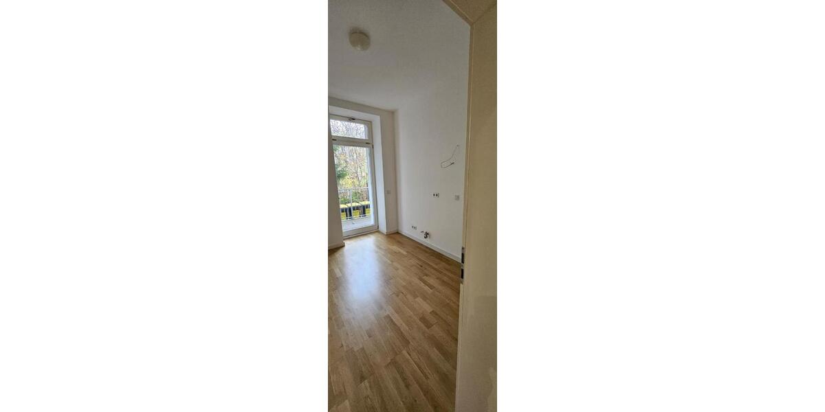 Etagenwohnung Chemnitz Hilbersdorf - 4 Zimmer, 100 m&sup2;, 650&euro; | Angebot:23557051