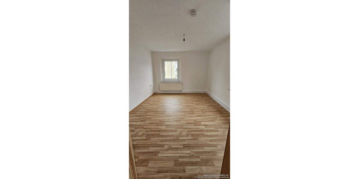 Etagenwohnung Brand-Erbisdorf / Langenau Langenau - 3 Zimmer, 68 m&sup2;, 62.000&euro; | Angebot:25770228