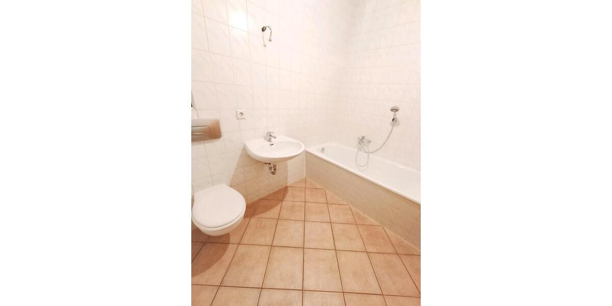 Hochparterre Chemnitz Ebersdorf - 2 Zimmer, 57 m&sup2;, 299&euro; | Angebot:26297232